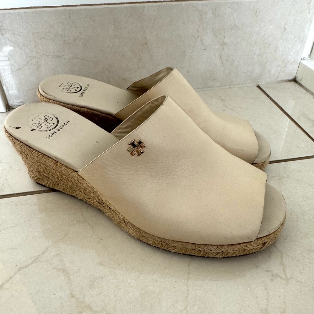 Tory Burch Women's Beige Wedge Sandals size 8.5